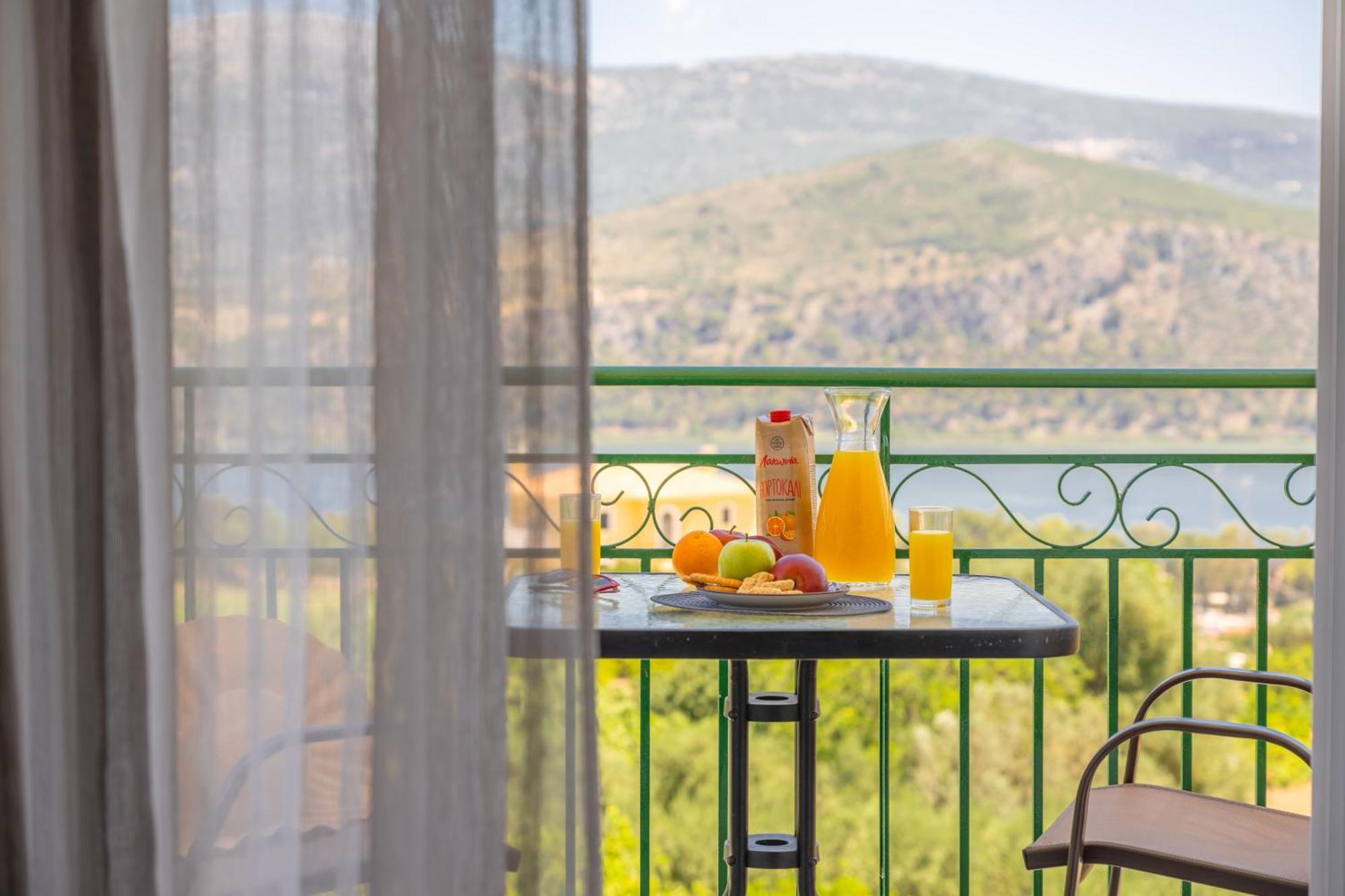 Apaggio Di Argostoli Apartments - Private Parking & Sea View エクステリア 写真