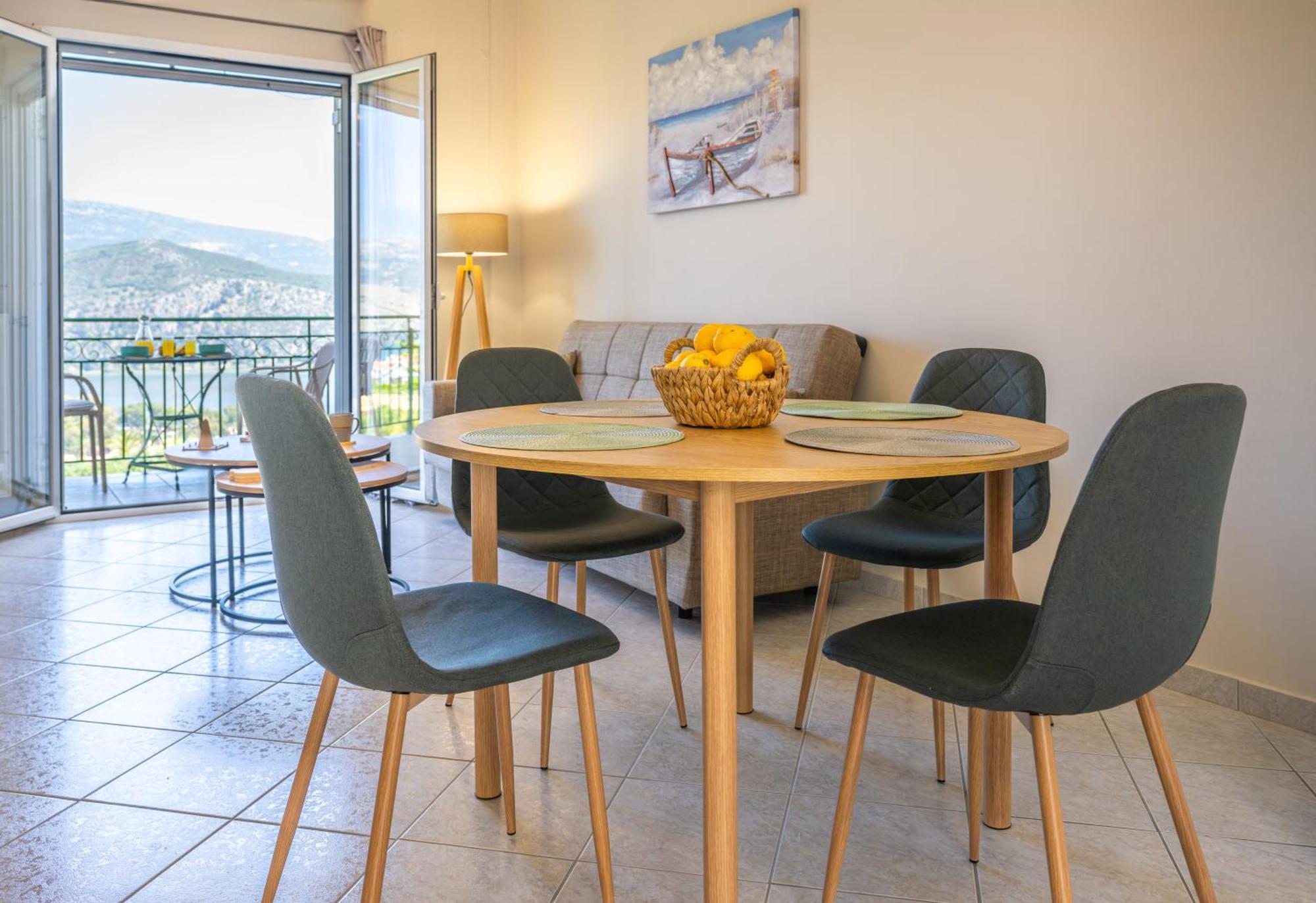 Apaggio Di Argostoli Apartments - Private Parking & Sea View エクステリア 写真
